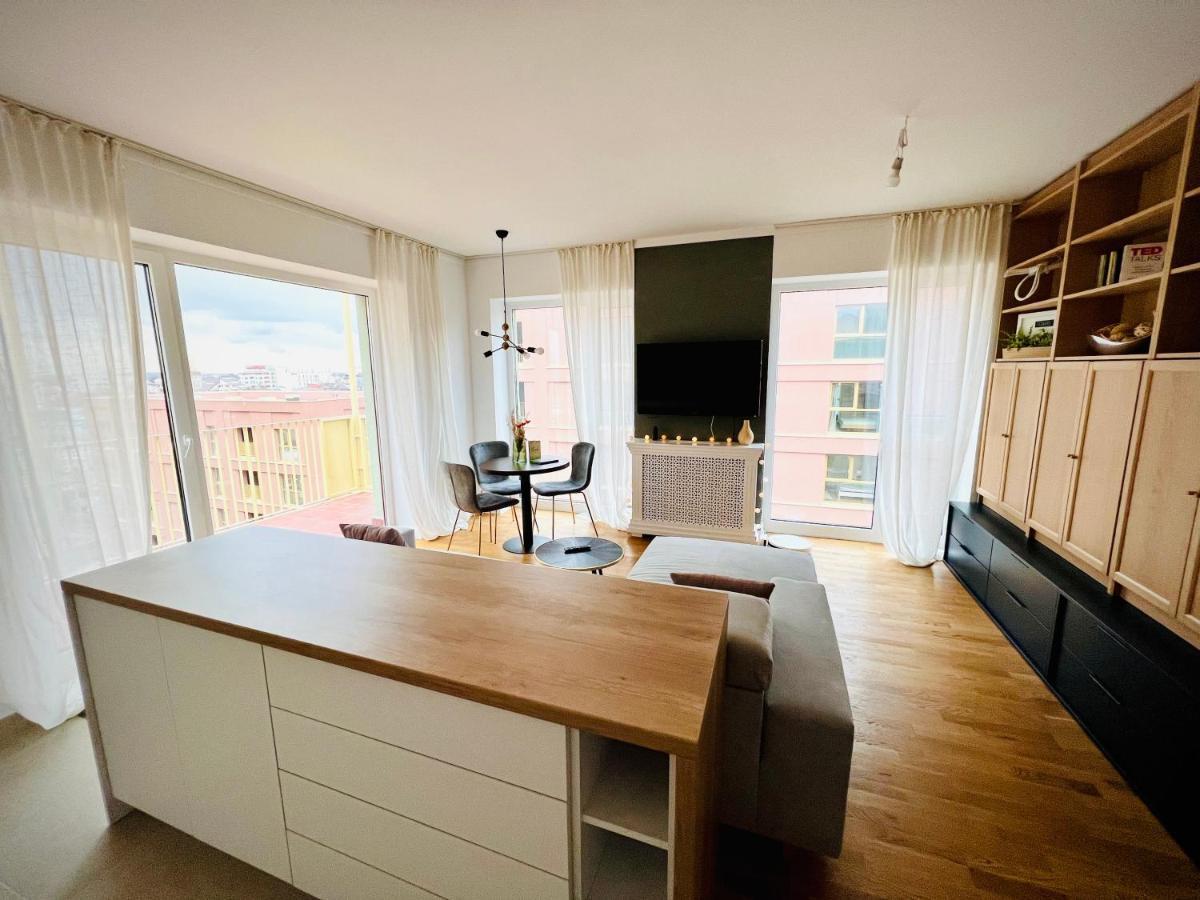 Exquisite - Two Bedroom Apartment Бухарест Екстер'єр фото