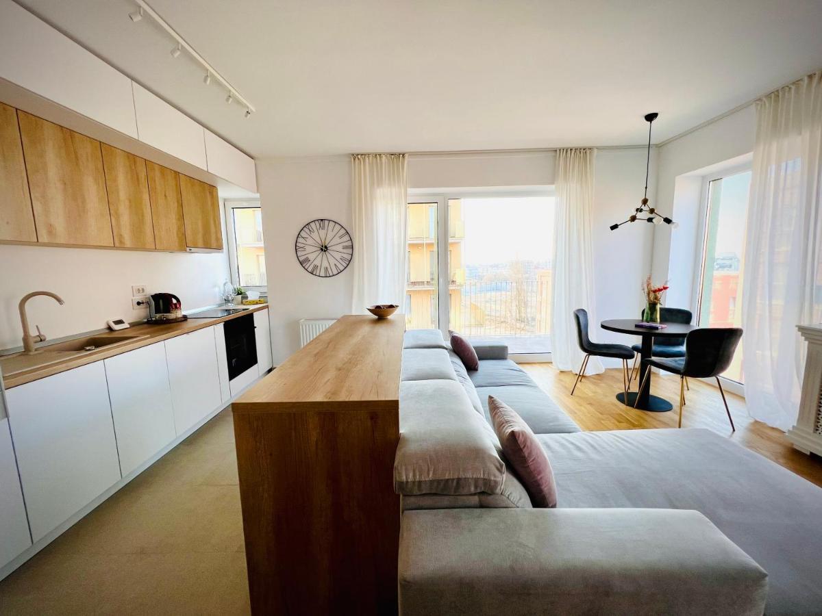 Exquisite - Two Bedroom Apartment Бухарест Екстер'єр фото